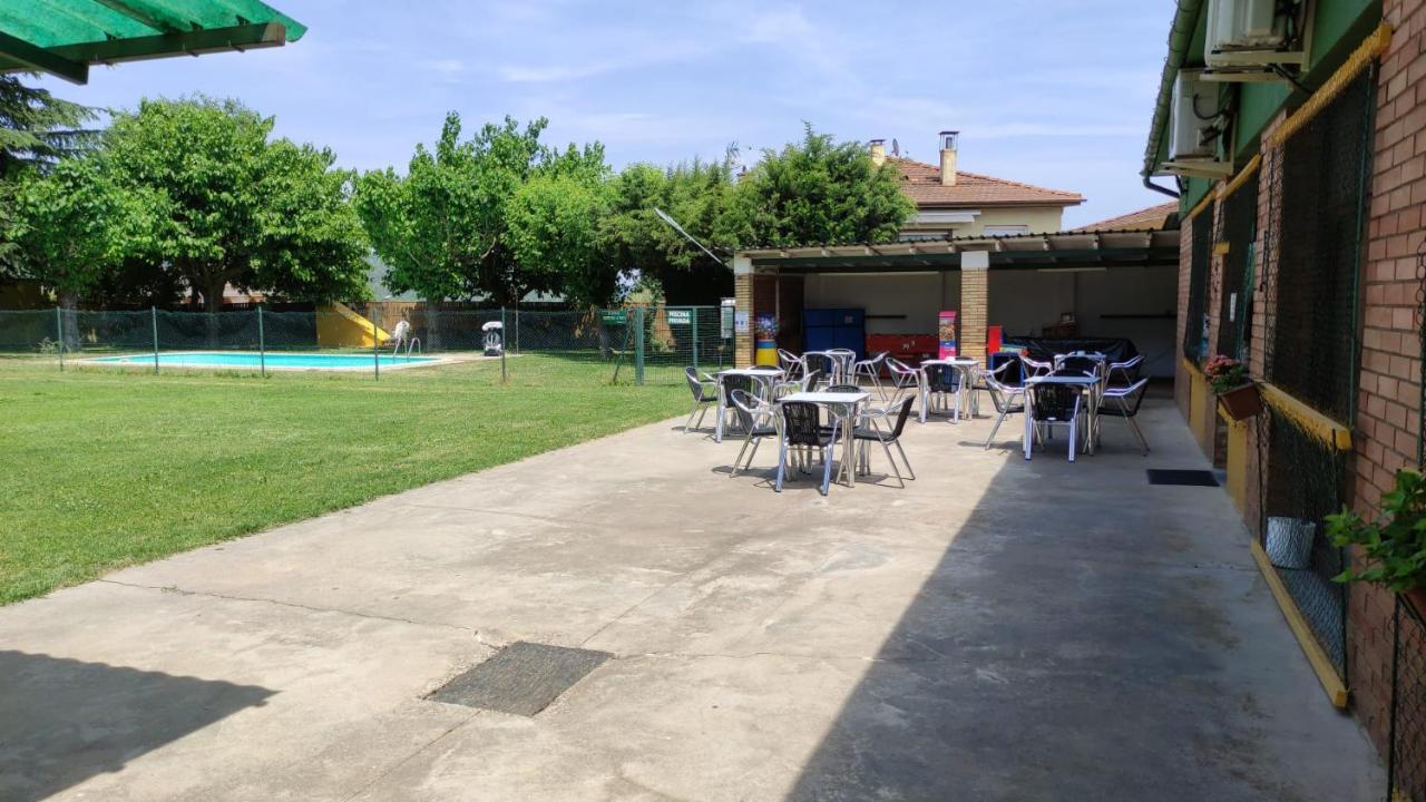 Alberg Restaurant Bellavista Santa Pau Exterior foto