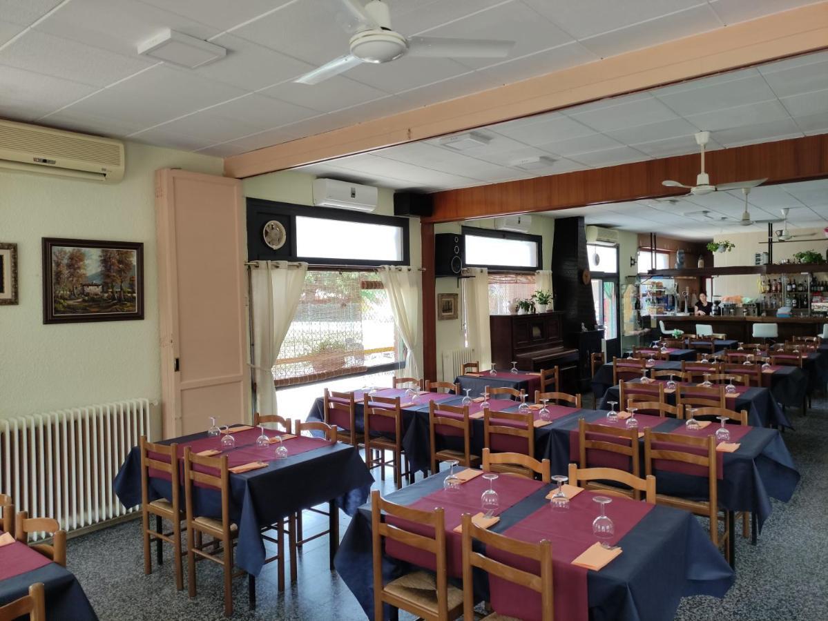 Alberg Restaurant Bellavista Santa Pau Exterior foto